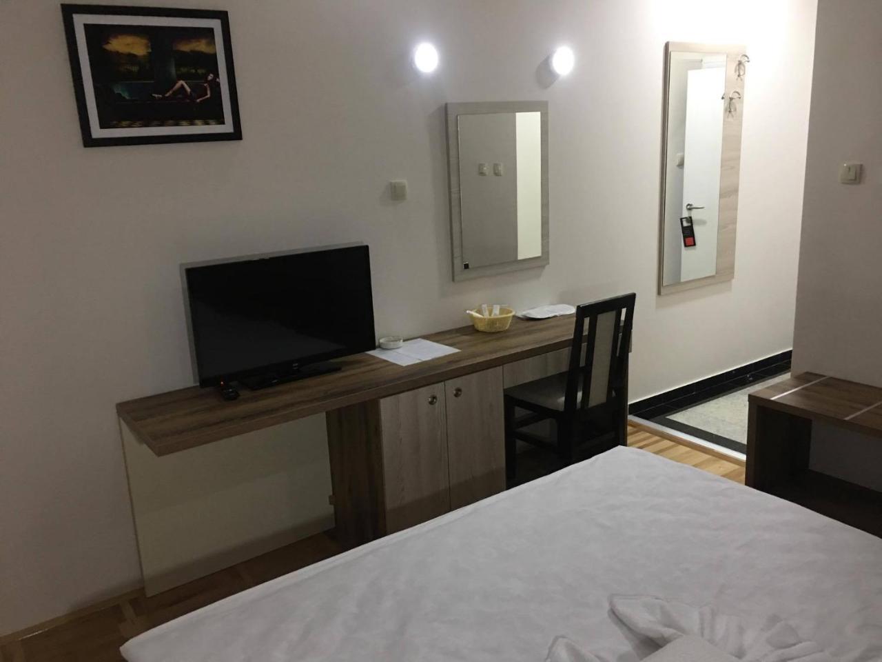 Hotel Odmaraliste Vidik Lazarevac Exteriér fotografie